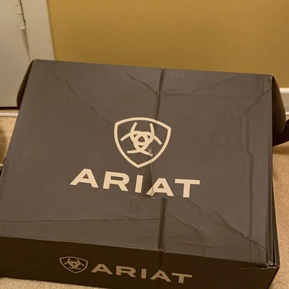 Ariat Men's Hybrid Roughstock Antler Dark Brown Boots with Cream Accents - Picture 15 of 15